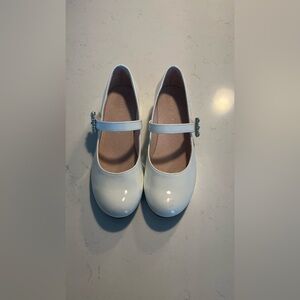 Kelly & Katie Wiley Mary Jane Pump - size 3